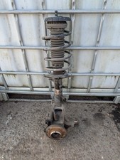 Mozzo ammortizzatore gamba sospensione anteriore sinistro passeggero NS Peugeot 208 Mk1 12-19