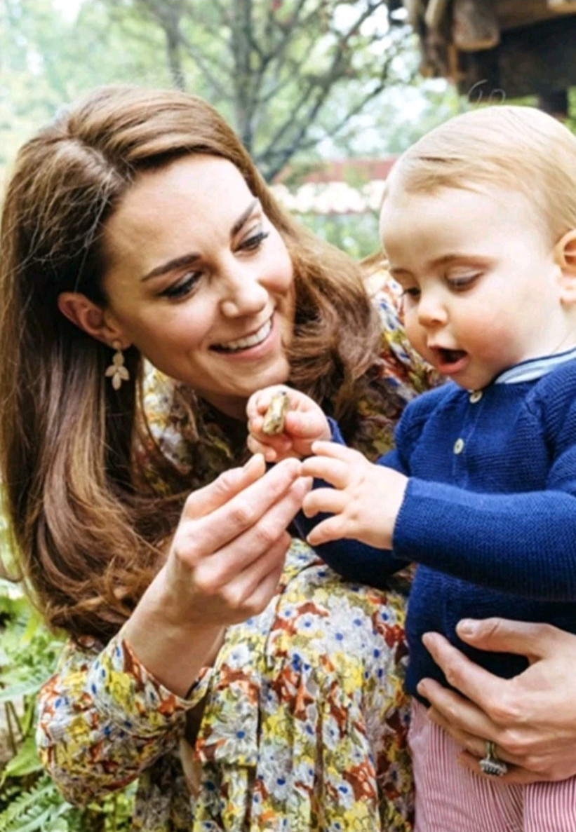 & OTHER STORIES and Ruffle Midi Dress UK 6 8 US 2 Floral Belt ASO Kate Middleton image 4