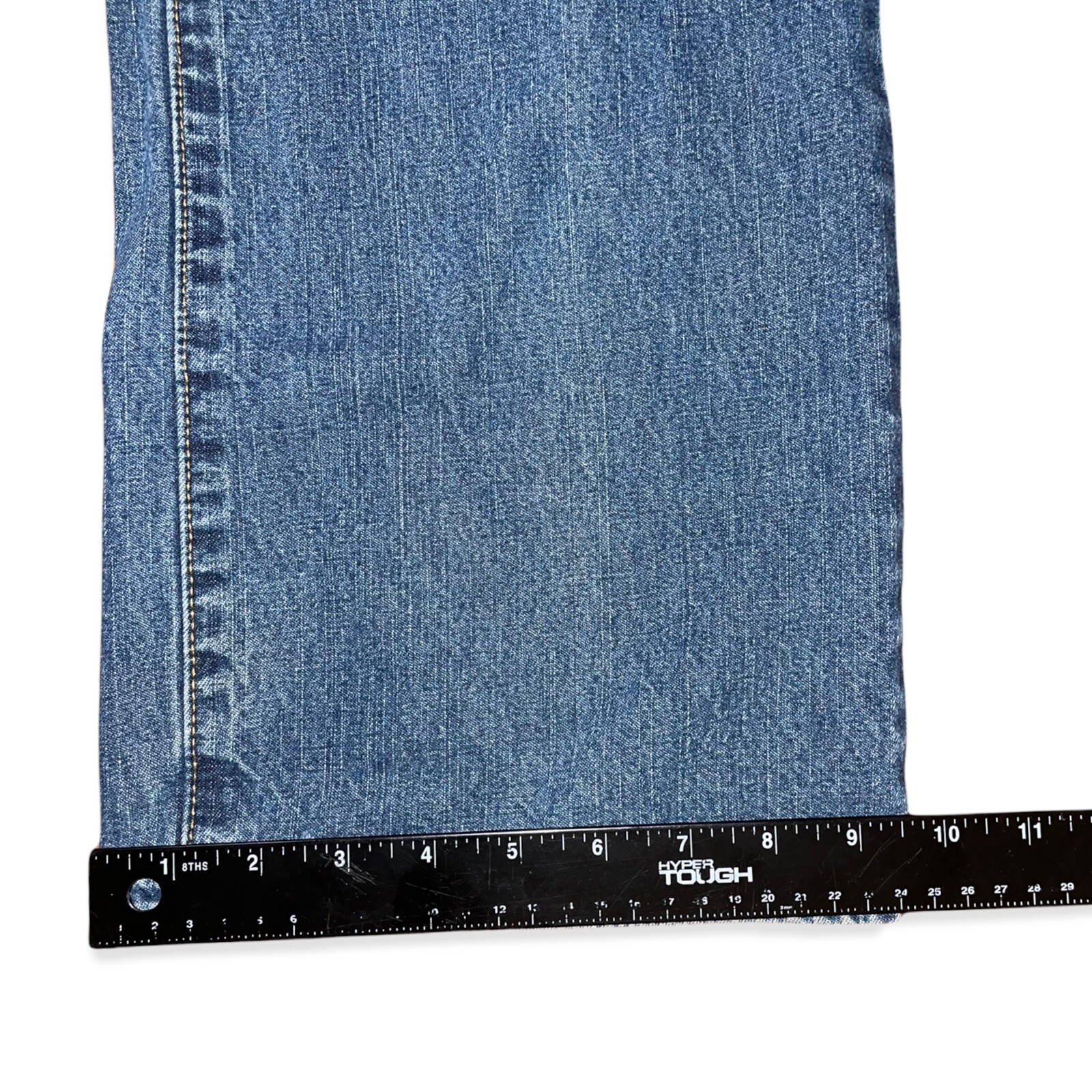 Calvin Klein Jeans Men's Size 33 Loose Fit Straight Leg Light Wash Blue Denim