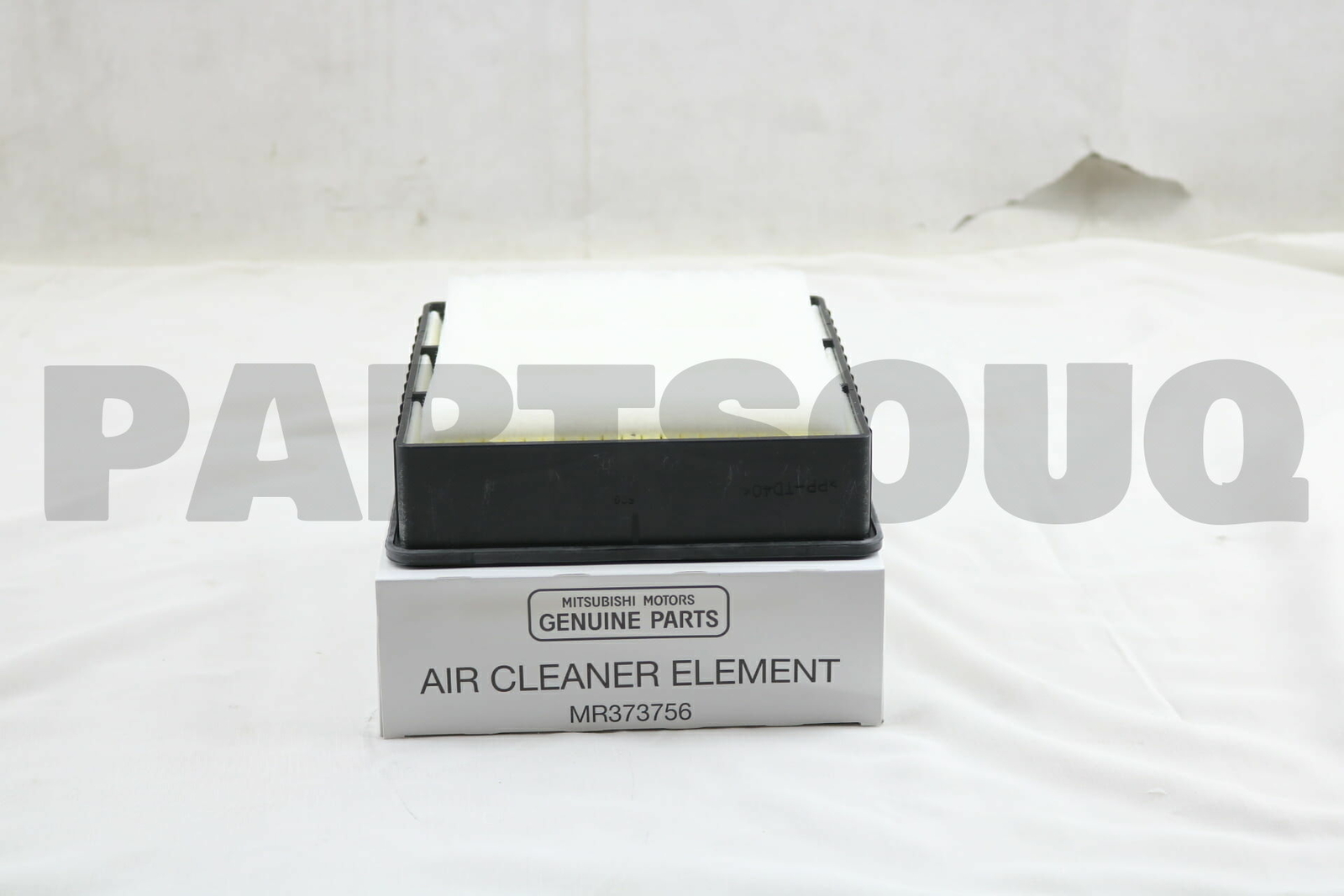 MR373756 Genuine Mitsubishi ELEMENT AIR CLEANER eBay