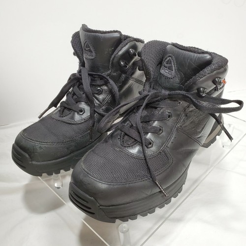 Nike Black ACG Boots Vintage 2008 Small 