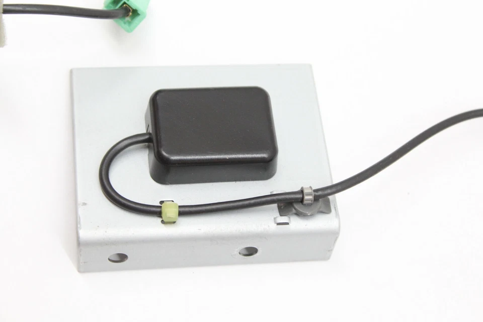 Antena GPS Subaru XV Crosstrek 2013 OEM 13 14 Foto 2 de 4