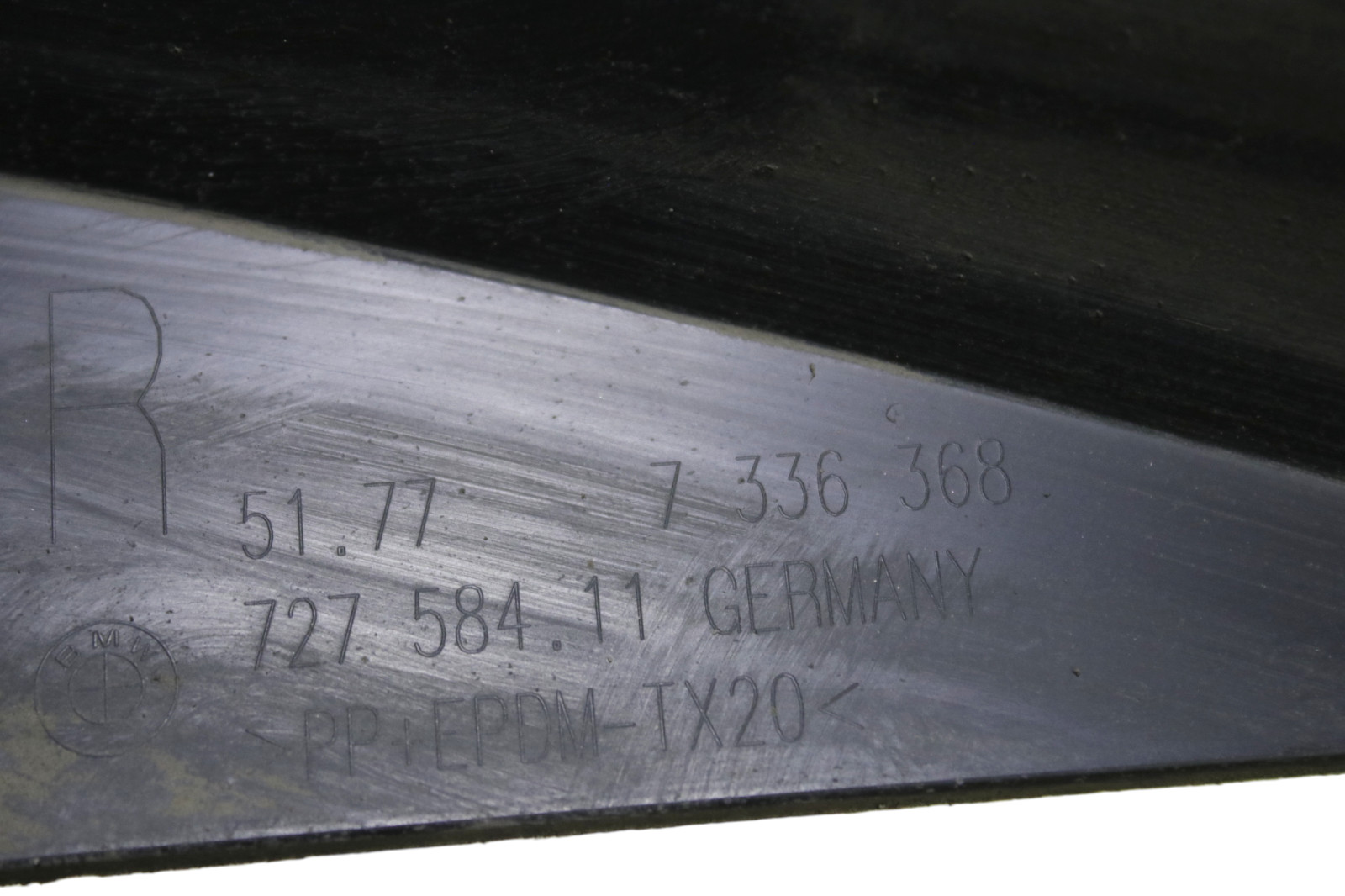 BMW i8 I12 I15 Right Passenger Side Skirt Air Duct Trim Panel 2014 - 2020 OEM