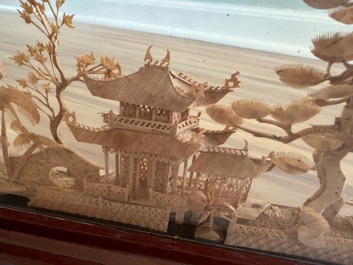 Antique Chinese Cork Wood Engraved Scene Artwork Lacquer Handcrafted VTG Asian - Picture 5 of 9