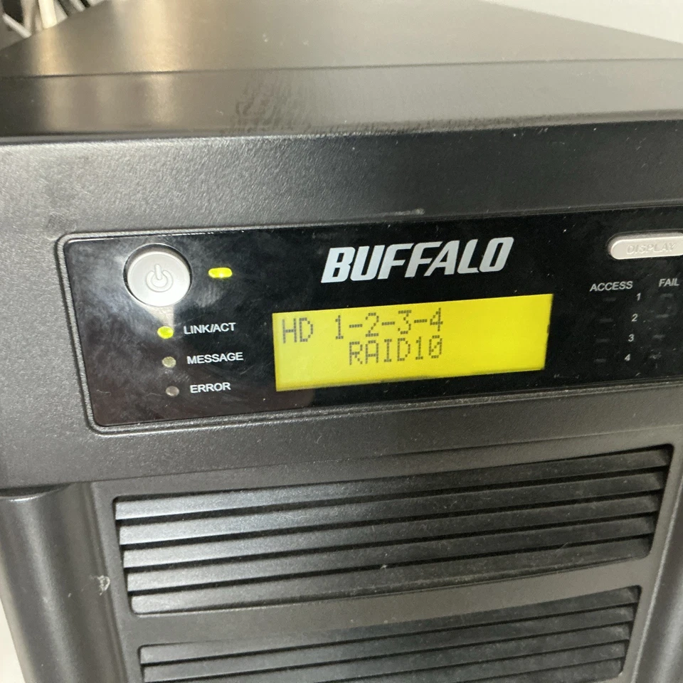 BUFFALO TERASTATION PRO 4 BAY- TS-H3.0TGL/R5-R - READ - Image 2 of 4