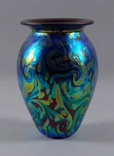 Robert Eickholt 6" Aurene Glass Feather Pull Iridescent Vase Starry Night Motif