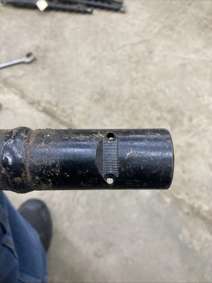 Escariador retroceso estilo clip Toro de 2 1/2 pulgadas de diámetro con extremo de barril giratorio Foto 2 de 4