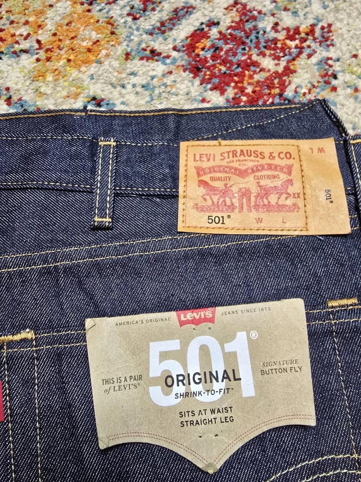 NWT Levi's 501 Button Fly Straight Leg Cotton Blue Jeans Size 56X30 Big & Tall - Image 2 of 4
