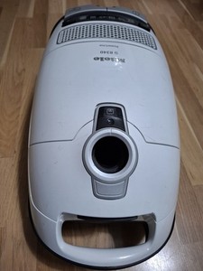 Miele S8340 PoweLine Staubsauger  890W, Grundgerät ohne Zubehör MOTOR LAUT!!!