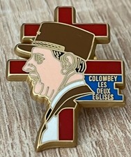 PINS - CHARLES DE GAULLE - COLOMBEY LES DEUX EGLISES - ARTHUS BERTRAND PARIS