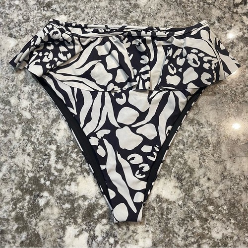 Beach Riot Daisy Ruffle Bikini Bottoms Size M | Black White Animal Print Swim - Picture 5 of 10