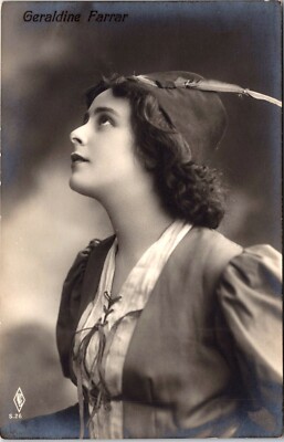 GERALDINE FARRAR : PRETTY AMERICAN OPERA & SILENT FILM STAR : RPPC (1911) : RARE