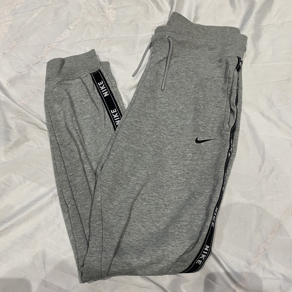 nike ladies grey joggers