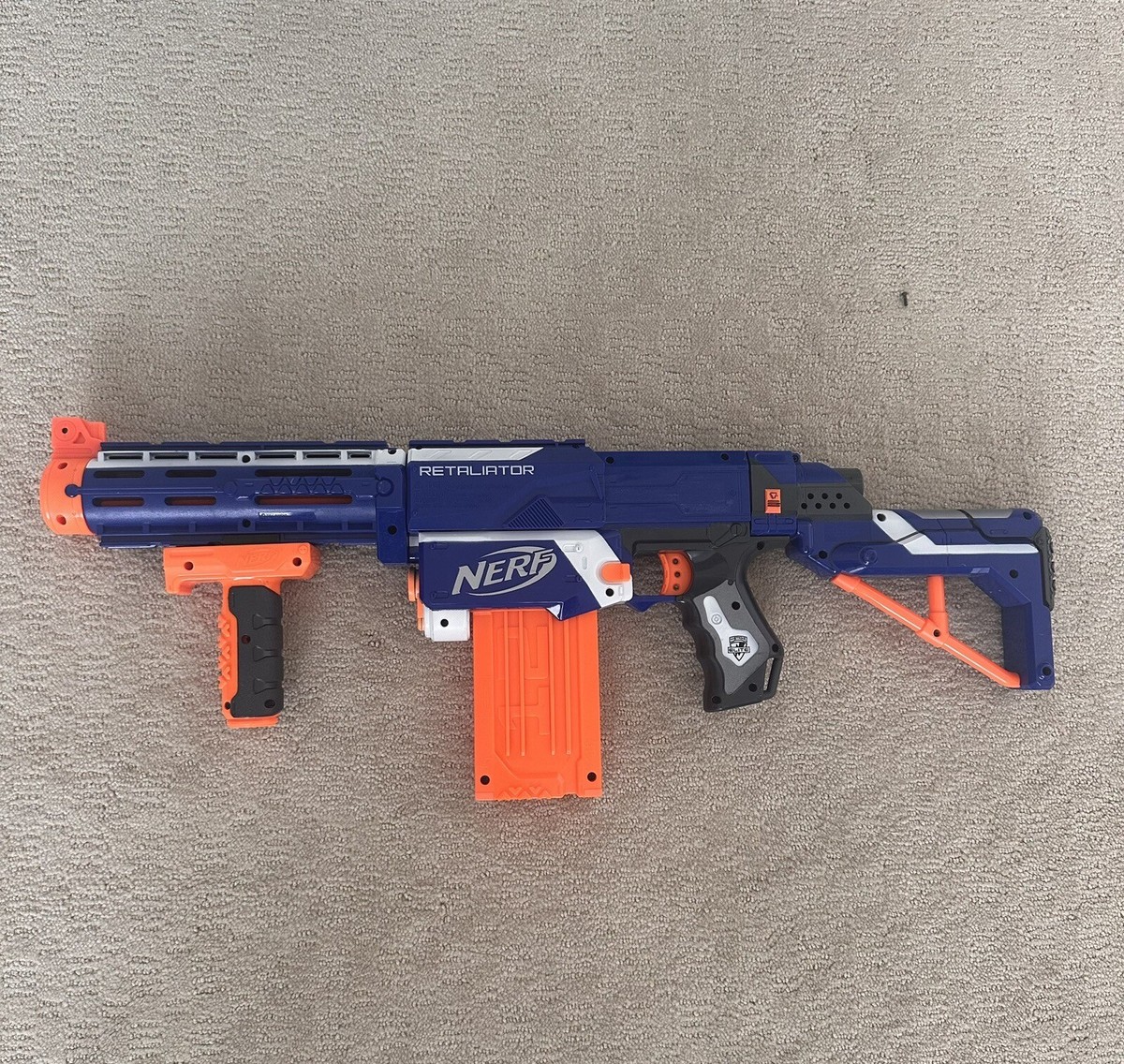 Nerf Retaliator Elite ブラスター Amazon.com: NERF N-Strike Elite Retaliator Blaster, Stock