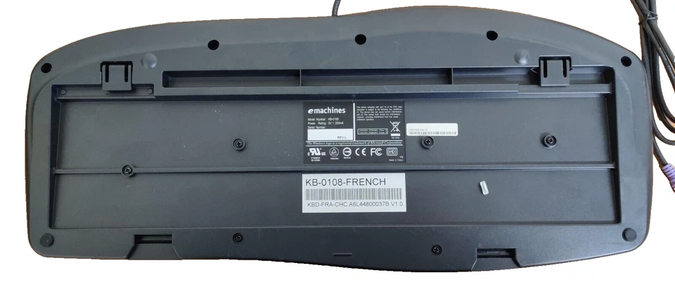 Emachines KB-0108 104 Key Multimedia Internet Keyboard PS/2 French AZERTY Layout - Image 2 of 4