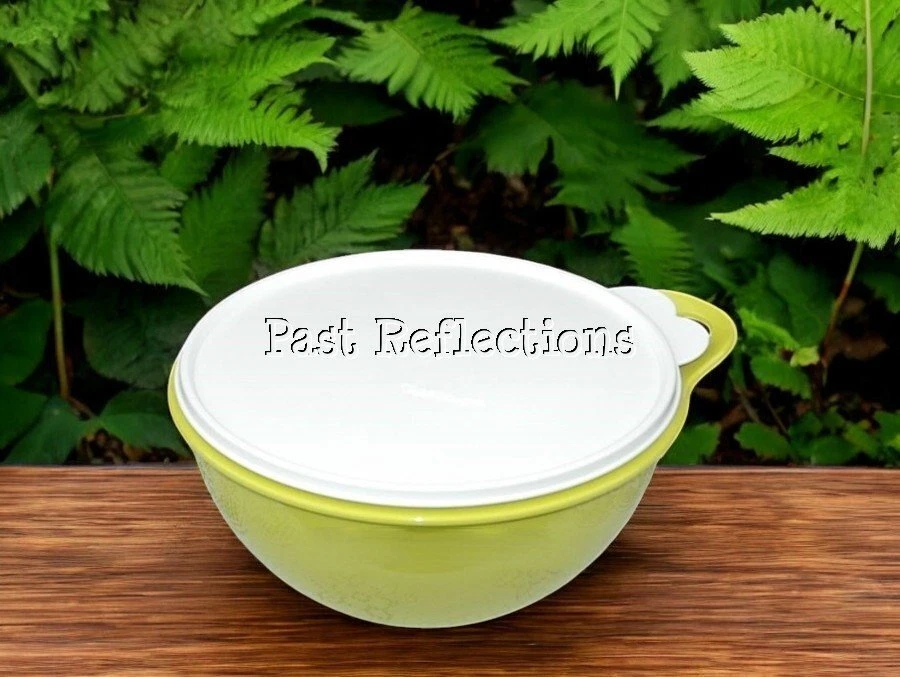 TUPPERWARE JUNIOR THATS A BOWL PARROT GREEN 3L