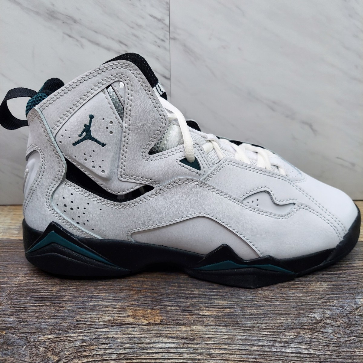 Jordan True Flight White Black Oxidized Green 343795 133 GS Size