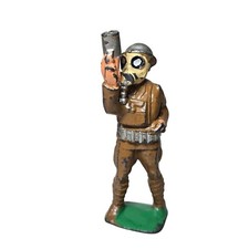 Manoil M94 Toy Soldier with Gas Mask Flare Gun Vintage Antique Dimestore