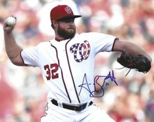 Autographed AARON BARRETT  8X10 Washington Nationals photo with COA