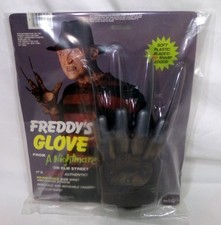 Vintage 1984 Marty Toy Freddy’s Glove Nightmare on Elm Street Prop Replica New | eBay Europe (Buy It Now)
