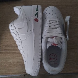 Nike Air Force 1 Low Rose White