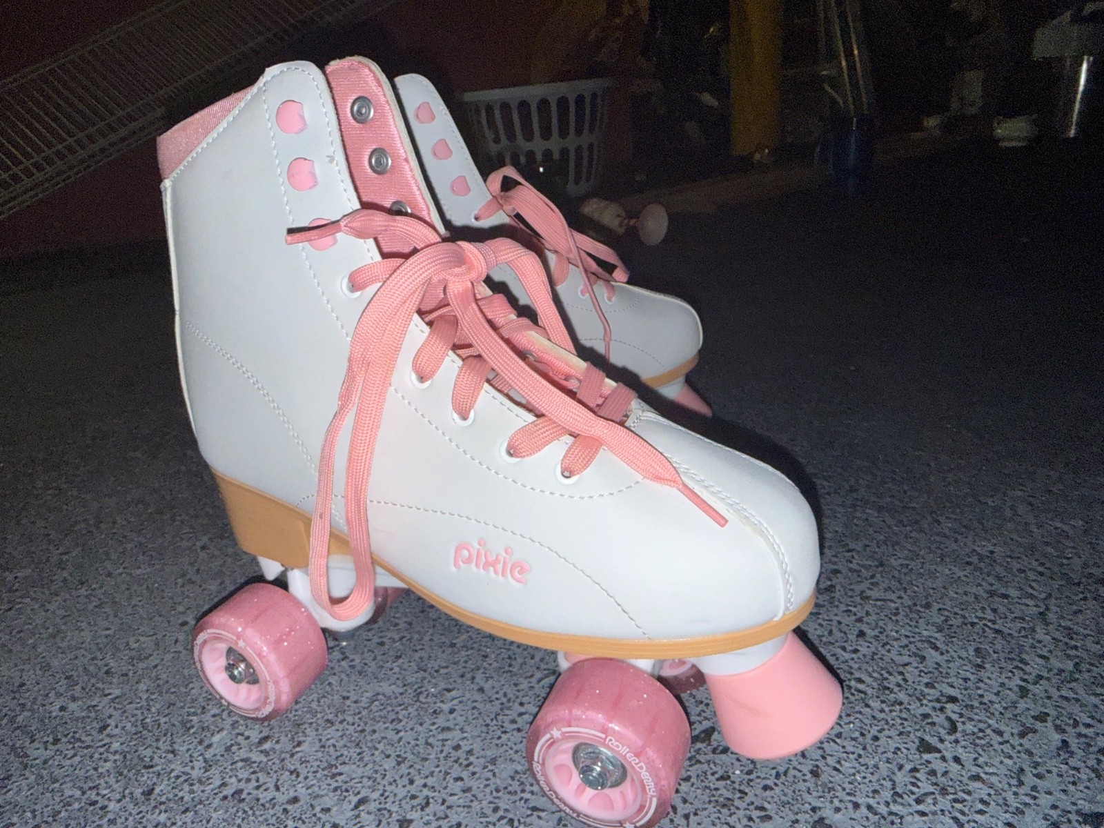 Roller Derby Pixie Hightop Roller Skates, adjustable size gi