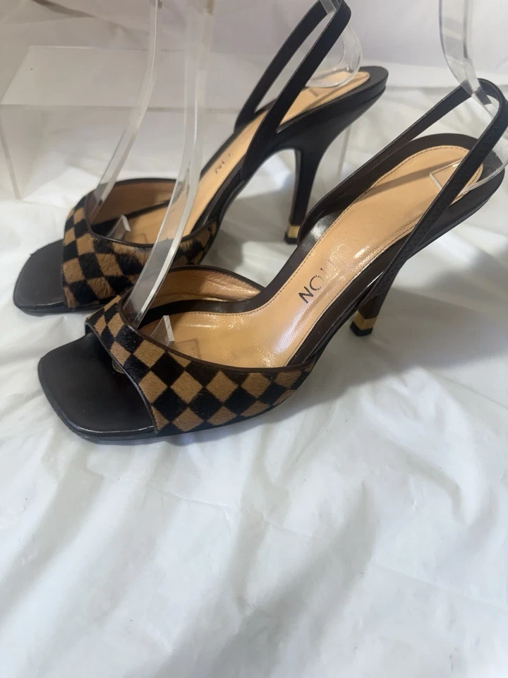 Sandálias Louis Vuitton marrom Damier LV monograma cabelo de cavalo slingback - Imagem 3 de 4