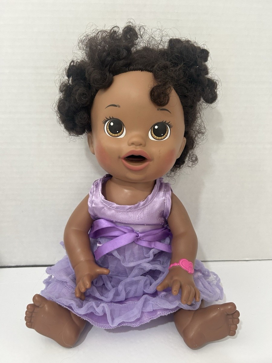 Hasbro Baby Alive Snackin Sara Doll Bilingual, Soft Face African
