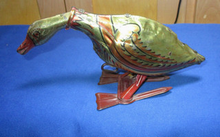 VINTAGE MARX 1924 TIN WIND UP EGG LAYING GOLDEN GOOSE