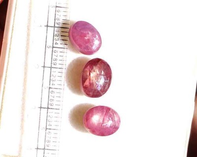 Natural 6 Rays Star Ruby Loose Gemstone Oval Cab Star Ruby 14.80 Ct 8*10 Mm 3 Pc