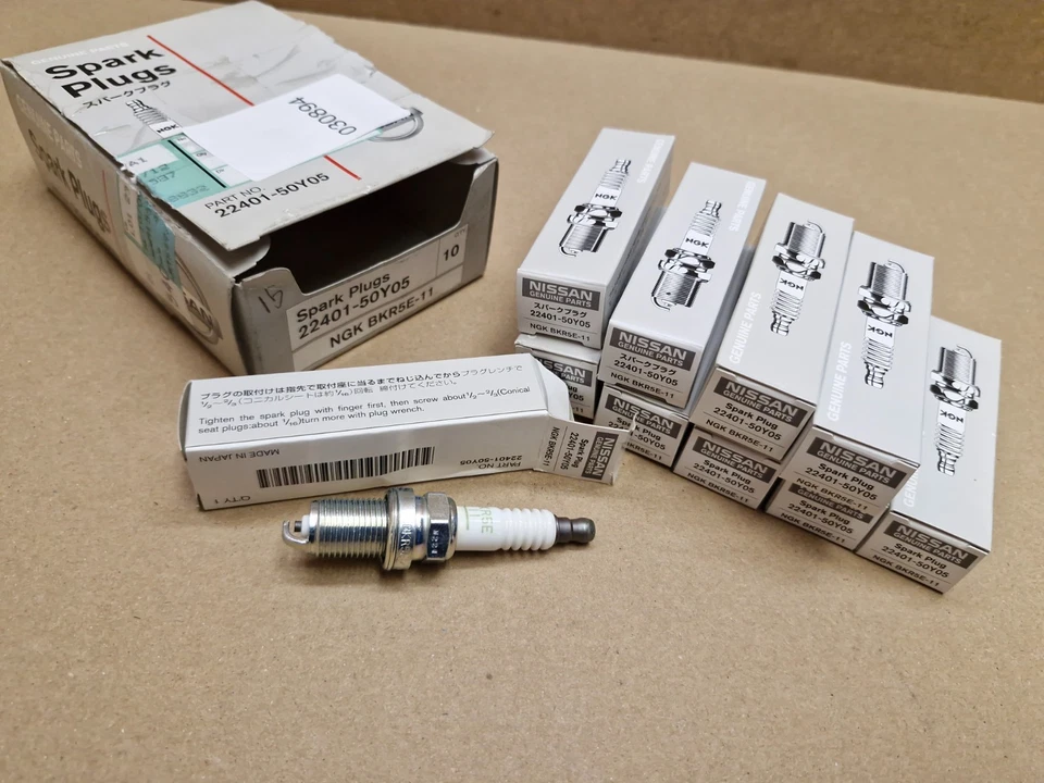 Nissan Pathfinder Mk2 P50 Spark Plugs X10 Navara D22 NGK 2240150Y05 Genuine - Image 4 of 4