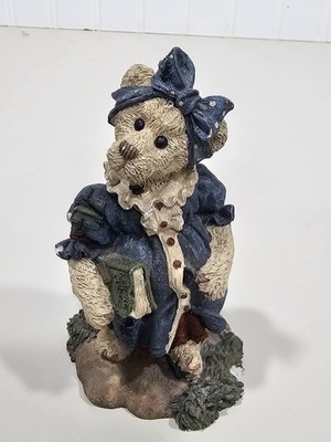 Boyds Bears & Friends'' Momma McBear'' Anticipation Figurine Has Some Chips