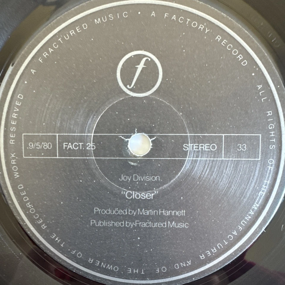 JOY DIVISION CLOSER VINYL LP FACTORY UK 1980 FIRST PRESS RUBY RED TRANSLUCENT - Image 3 of 4