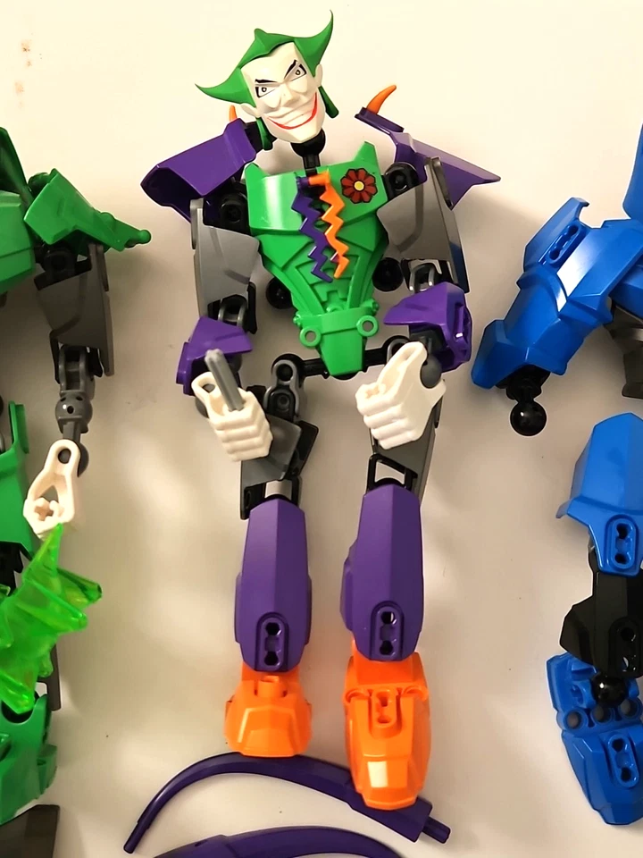 Lote de figuras construibles Lego DC Marvel con figuras casi completas y piezas de 1,5 libras Foto 4 de 4