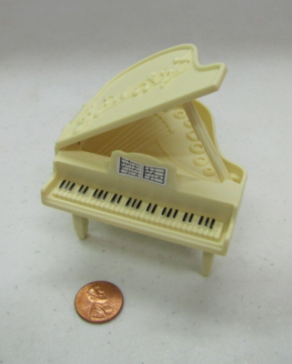 #ad Vintage Miniature Dollhouse Cream Grand Piano W Musical Details Lid Opens $22.03