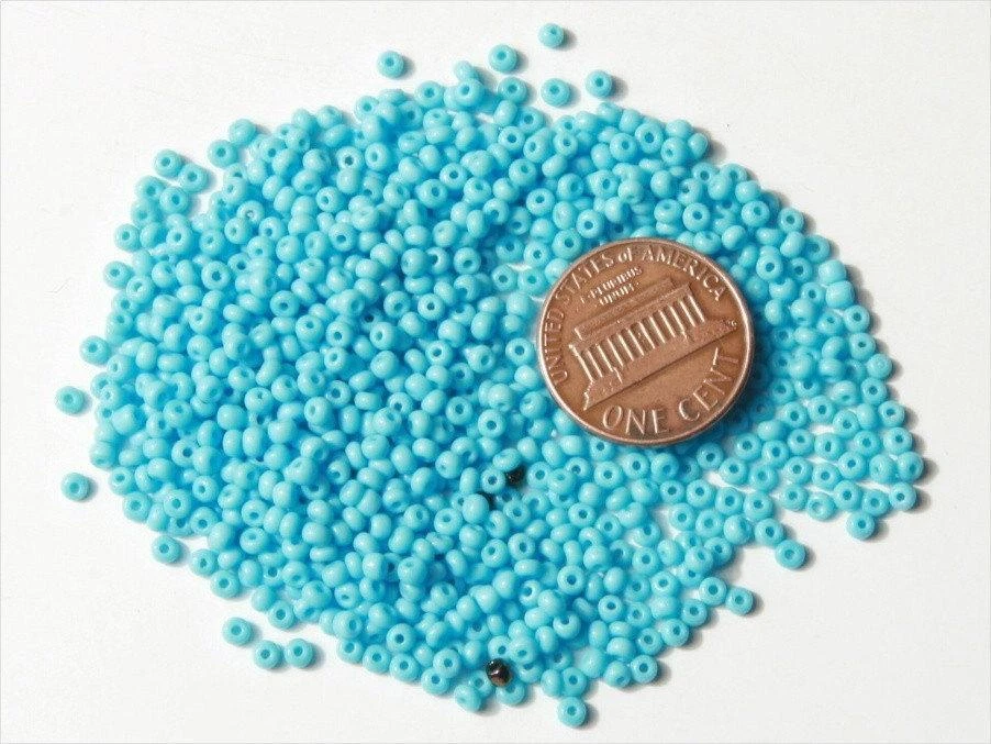 Lote (700) Cuentas de vidrio semilla azul bebé checo vintage 2 mm Foto 2 de 2
