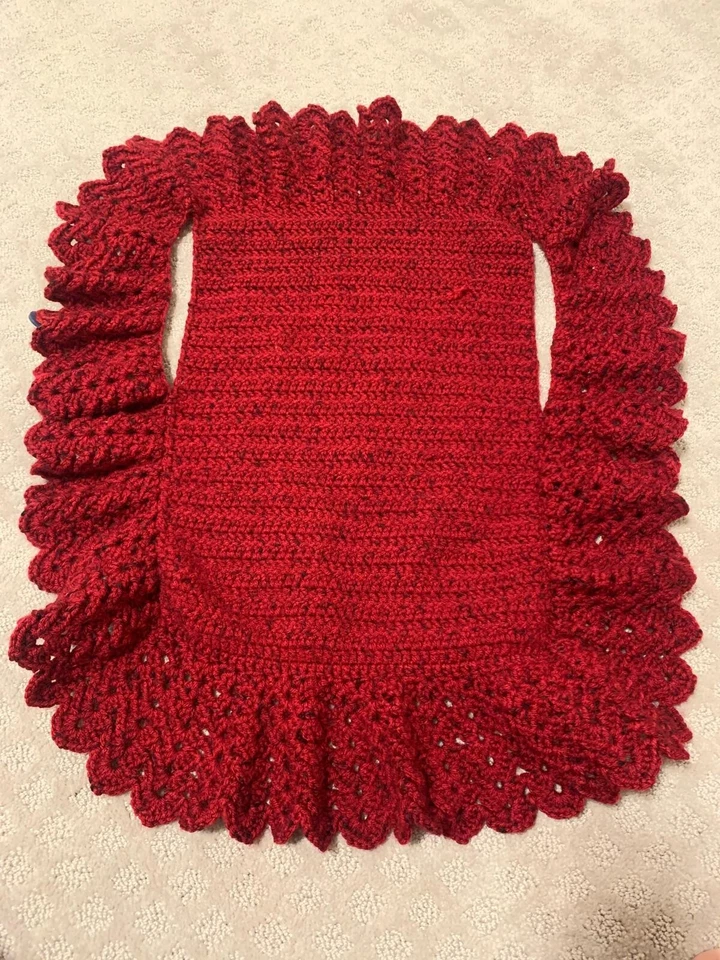 NUEVO Bolero de ganchillo hecho a mano encogerse de hombros - Granate manga corta chaleco suéter - edades 5-7 Foto 3 de 4