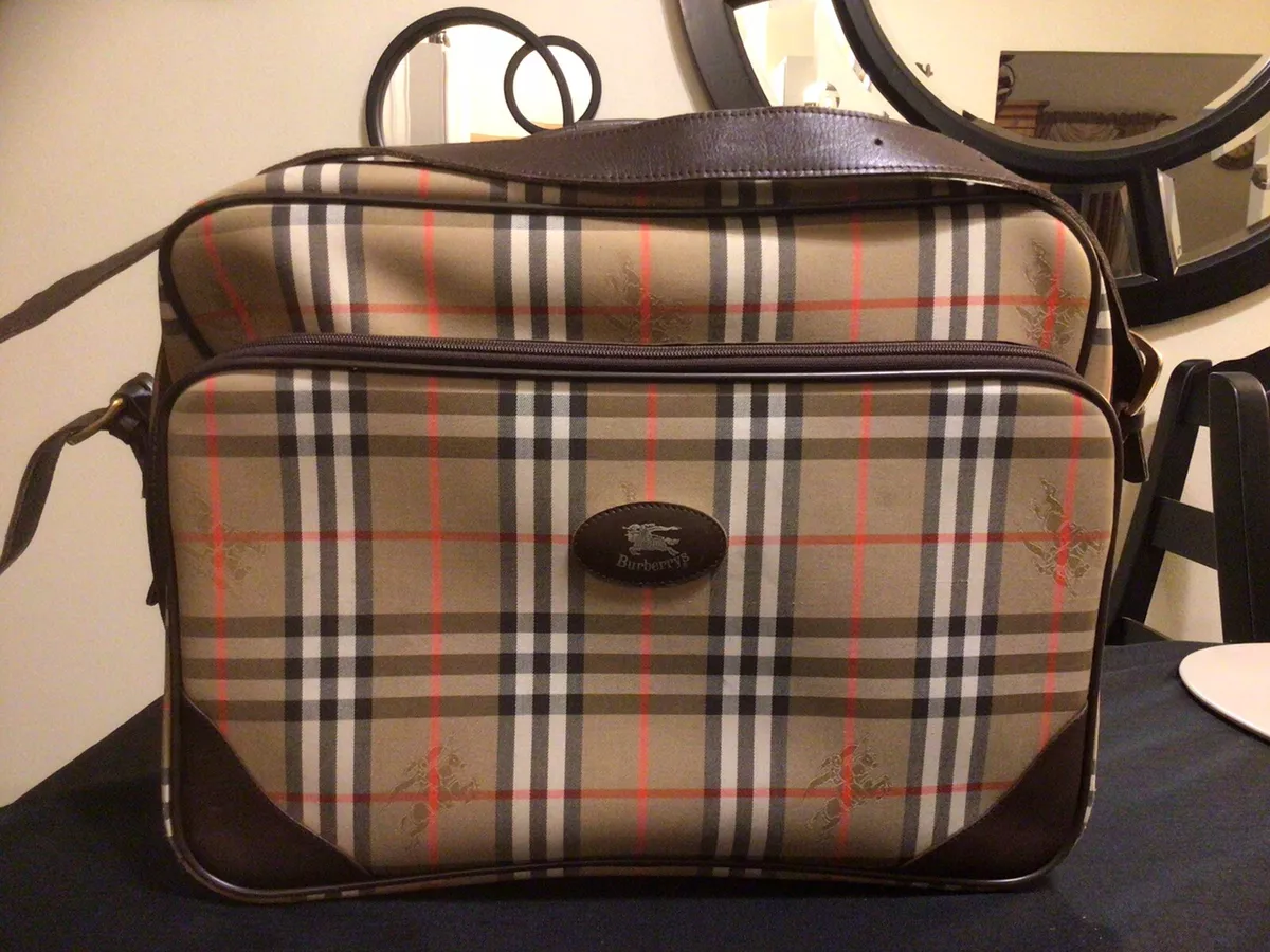 VINTAGE BURBERRY BAG