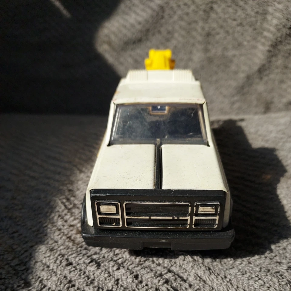 Camión de remolque Ernest Holmes de metal fundido a presión Tonka de 6 3/4 pulgadas de largo. Años 70 Foto 2 de 4