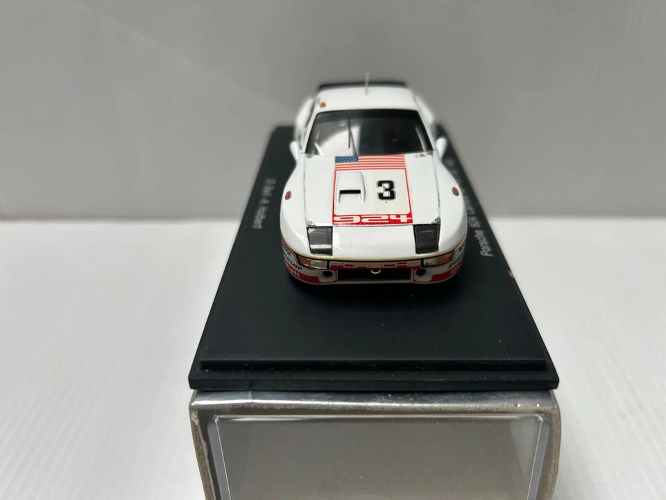 SPARK LM S0983 Porsche 924 Carrera #3 24h Le Mans 1980 D. Bell- A. Holbert 1/43 - Photo 3/4