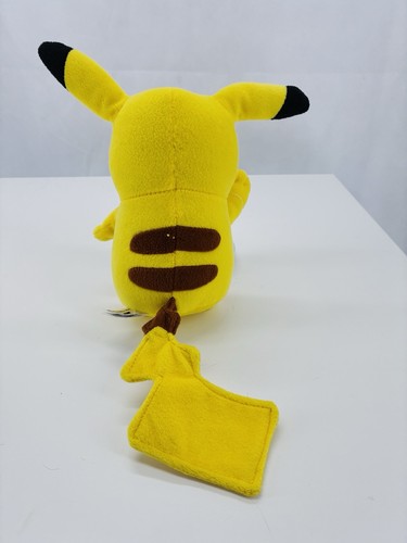 Tomy Pokemon Pikachu Plüschtier - 8 Zoll weiches Plüschtier Stofftier - Bild 3 von 6