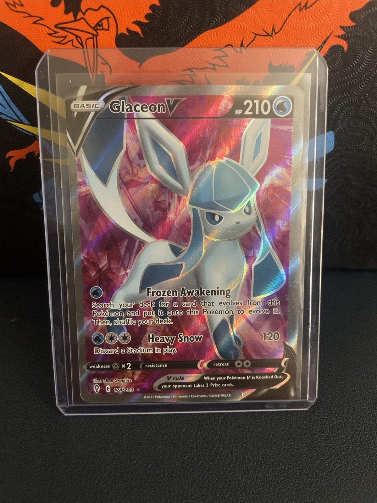 Glaceon V (Full Art) 174/203 SWSH07: Evolving Skies Holo NM