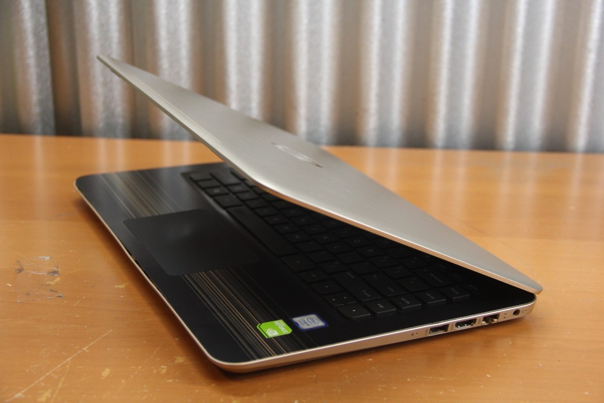 HP Pavilion Notebook 14-al169TX | GeForce 940MX, i5-7200U, 4GB Ram