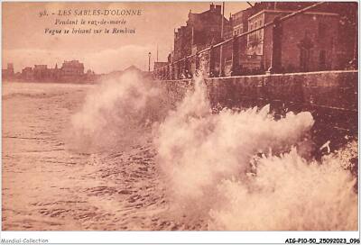 AIGP10-85-1049 - Les Sables-D - Pendant Le Raz-De-Marée - Wave Von