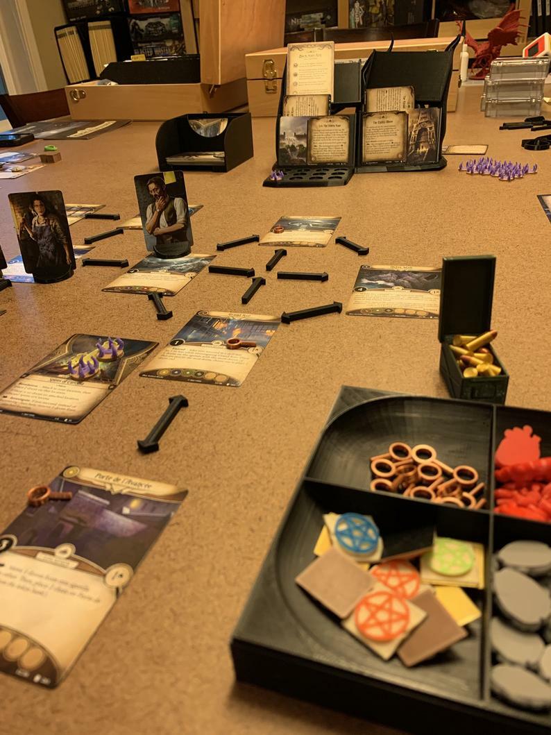 Porta carte Plan and Act compatibile con Arkham Horror LCG - Italia Porta carte Plan and Act compatibile con Arkham Horror LCG - Italia