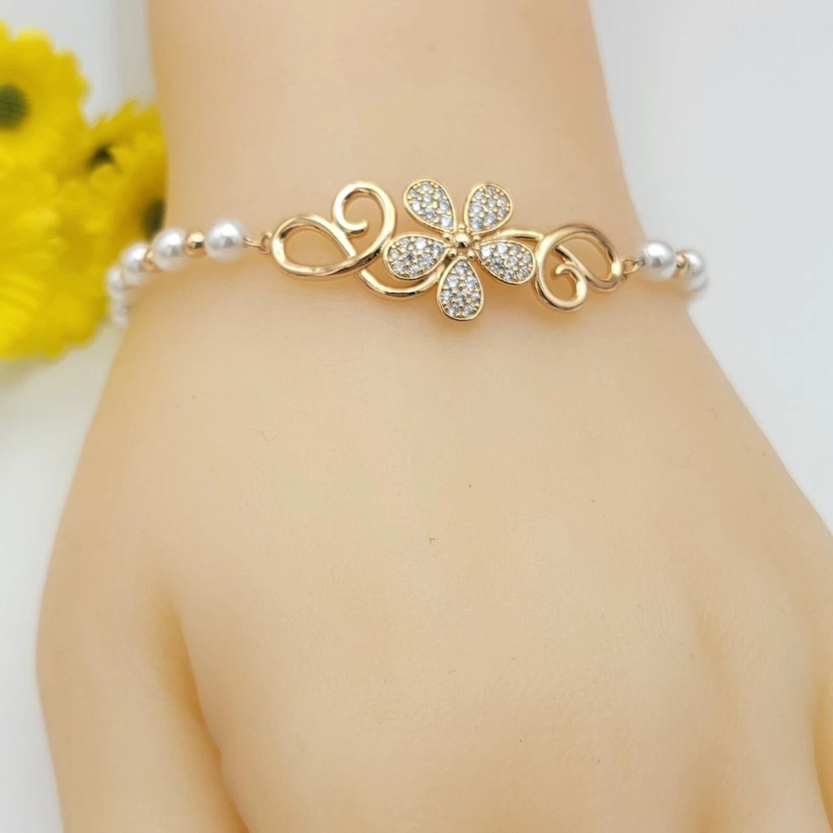 GOLD PLATED (V) LETAR AMERICAN DIAMOND LETAR NAME BRACELET FOR WOMEN AND  GIRL(FREE SIZE)