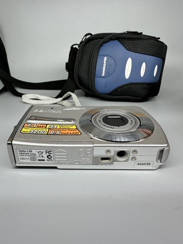 Pentax Optio L30 7.1MP Compact Digital Camera With Case, Silver - Tested - Picture 12 of 13