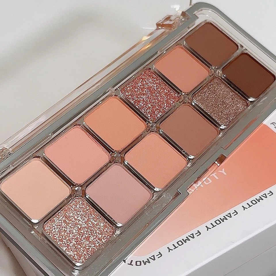 12-Color Matte Eyeshadow Palette in Low-Saturation Tea Apricot Shades. - Image 3 of 4