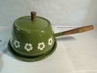 Vintage Fondue Pot 1970s Green White Daisy Wood Handle Lid Underplate — photo 4