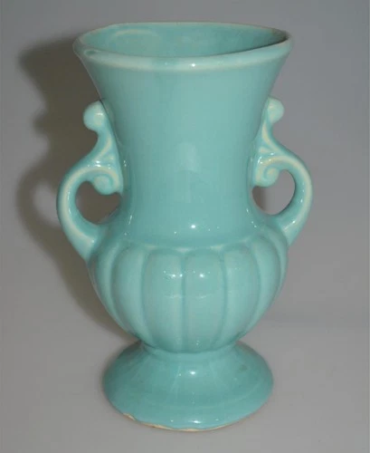 VINTAGE MCCOY ART POTTERY VASE USA TURQUOISE RARE MCM  7 3/4" PLANTER